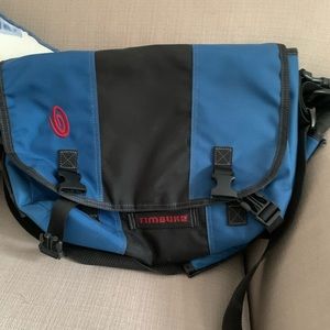 Medium messenger bag